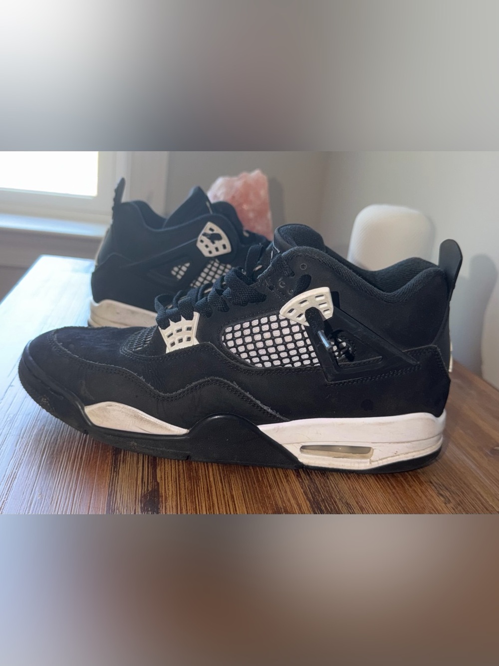 Jordan 4s
